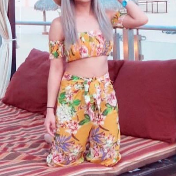 Yellow Floral Two Piece Set - Picture 7 of 7